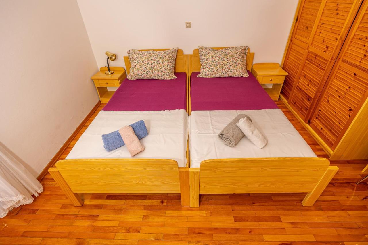 Apartments Francoise Crikvenica Exterior foto